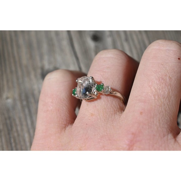 Raw Diamond Emerald Engagement Ring Rough Uncut Anniversary Silver Rusti… - Picture 4 of 4